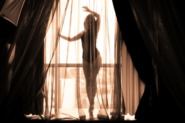 7 Tips for Helping Clients Feel Sexy and Comfortable During a Boudoir