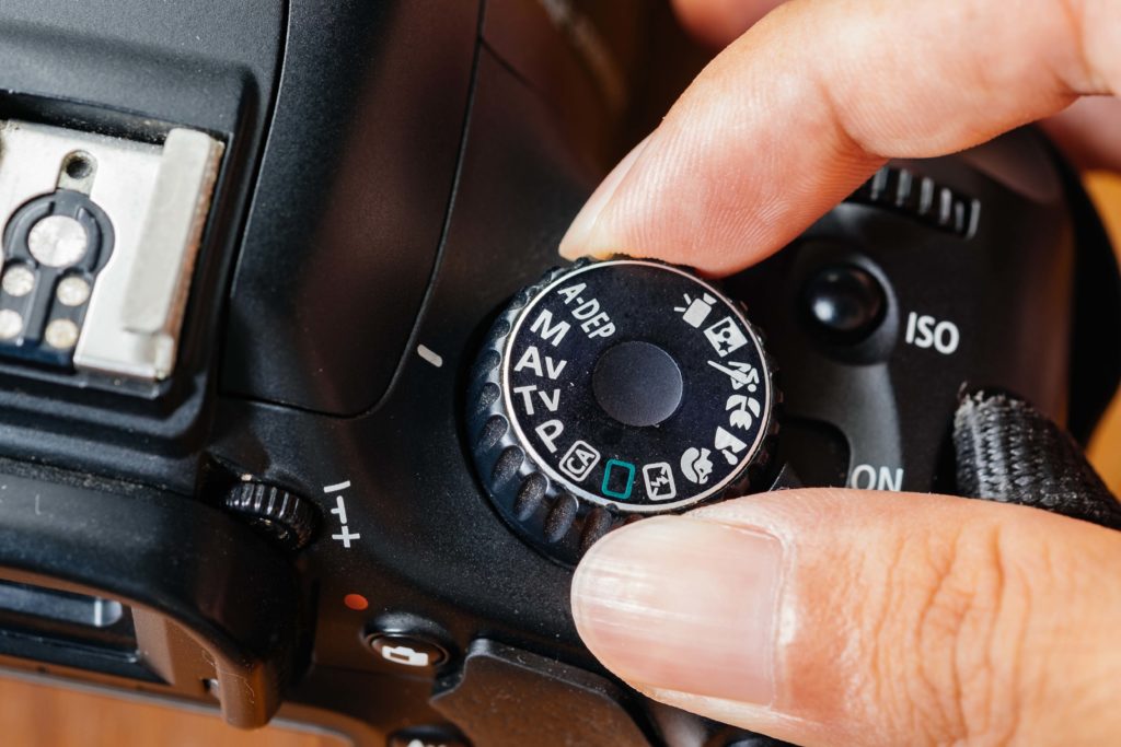 how-to-manually-adjust-your-camera-settings-master-the-exposure