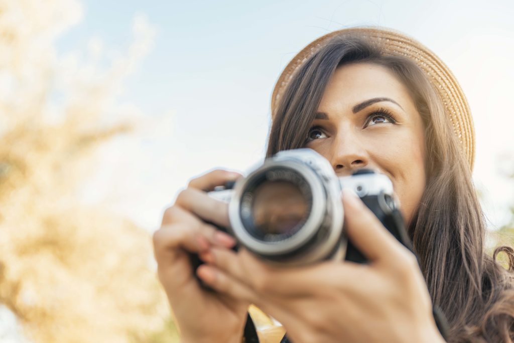 6 Easy  Styled Photoshoot Ideas  for Beginner Photographers 
